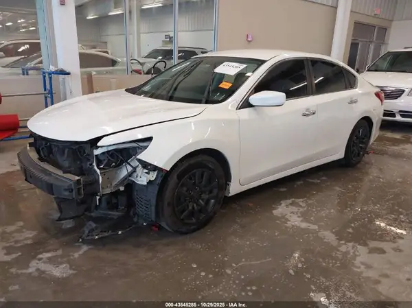 1N4AL3AP8HN347878 2017 NISSAN ALTIMA - Image 2