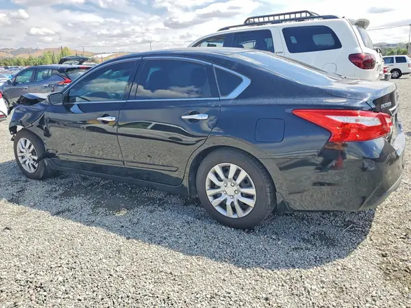 1N4AL3AP8HN349064 2017 NISSAN ALTIMA - Image 2