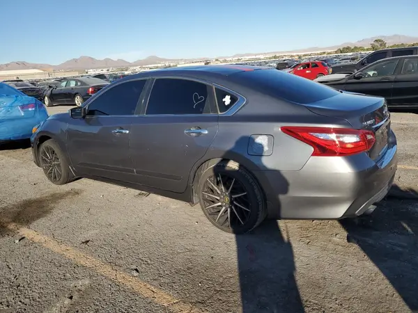 1N4AL3AP8HN349341 2017 NISSAN ALTIMA - Image 2
