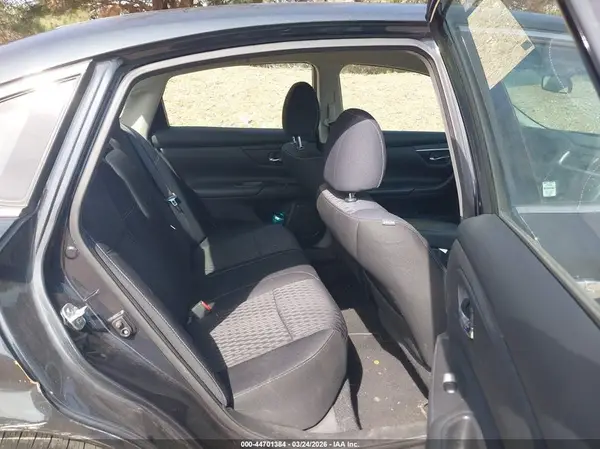 1N4AL3AP8HN352613 2017 NISSAN ALTIMA - Image 8