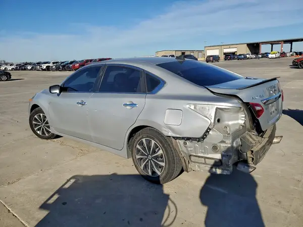 1N4AL3AP8HN353647 2017 NISSAN ALTIMA - Image 2