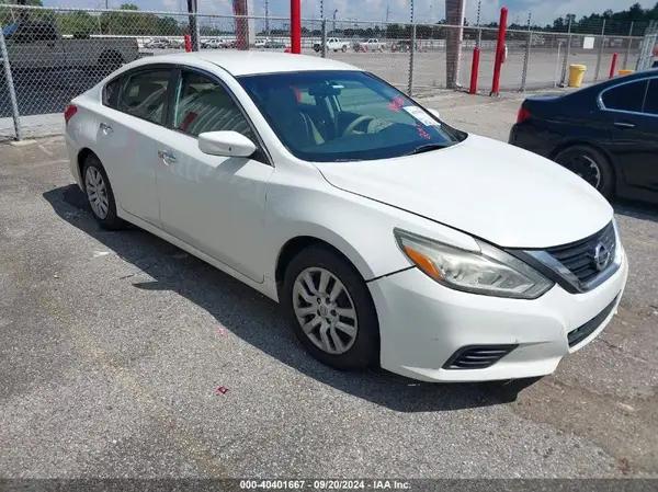 1N4AL3AP8HN353759 2017 NISSAN ALTIMA - Image 1