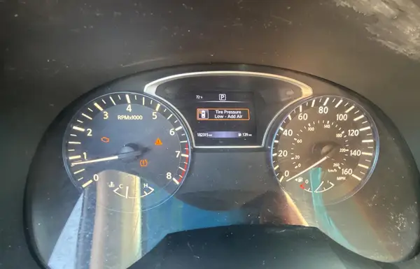 1N4AL3AP8HN355804 2017 NISSAN ALTIMA - Image 8