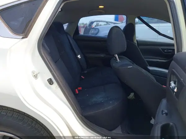 1N4AL3AP8HN356581 2017 NISSAN ALTIMA - Image 8