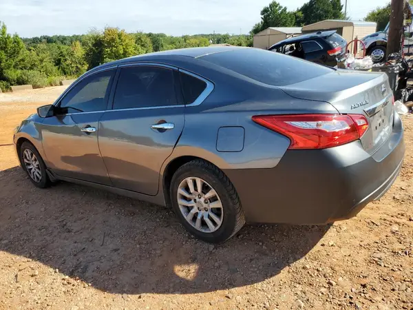 1N4AL3AP8HN357813 2017 NISSAN ALTIMA - Image 2