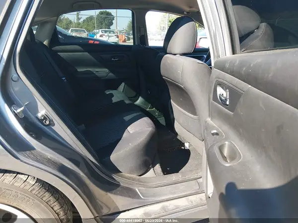 1N4AL3AP8HN358010 2017 NISSAN ALTIMA - Image 8