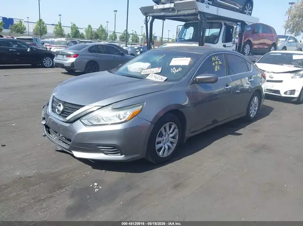 1N4AL3AP8HN361912 2017 NISSAN ALTIMA - Image 2