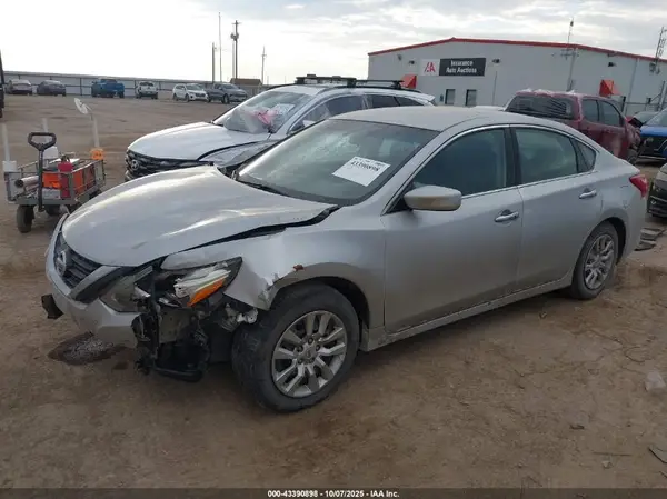 1N4AL3AP8HN364082 2017 NISSAN ALTIMA - Image 2