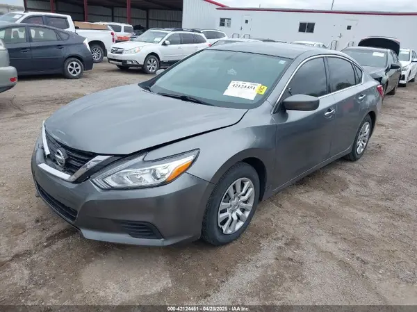 1N4AL3AP8HN364874 2017 NISSAN ALTIMA - Image 2