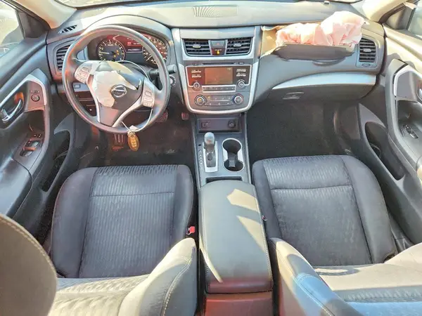 1N4AL3AP8HN365569 2017 NISSAN ALTIMA - Image 8