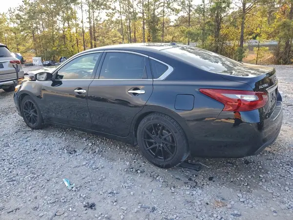 1N4AL3AP8JC105528 2018 NISSAN ALTIMA - Image 2
