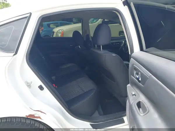 1N4AL3AP8JC107926 2018 NISSAN ALTIMA - Image 8