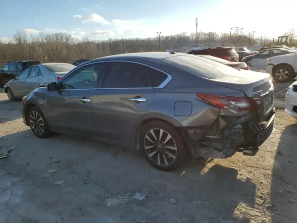 1N4AL3AP8JC113869 2018 NISSAN ALTIMA - Image 2