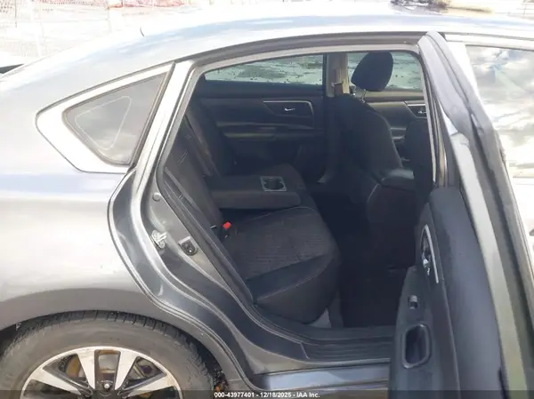 1N4AL3AP8JC114696 2018 NISSAN ALTIMA - Image 8