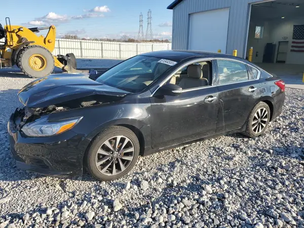 1N4AL3AP8JC115802 2018 NISSAN ALTIMA - Image 1