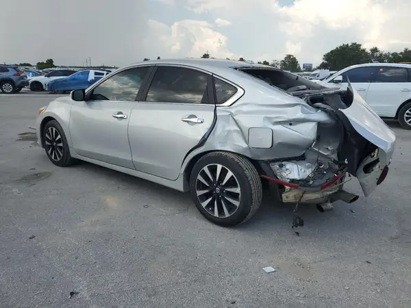 1N4AL3AP8JC117212 2018 NISSAN ALTIMA - Image 2