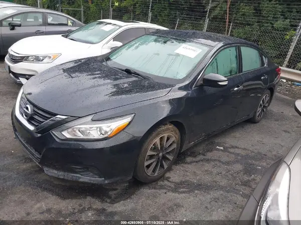 1N4AL3AP8JC119865 2018 NISSAN ALTIMA - Image 2