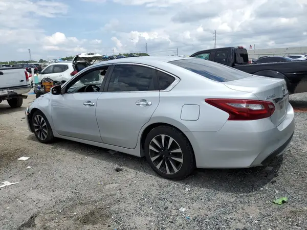 1N4AL3AP8JC122880 2018 NISSAN ALTIMA - Image 2