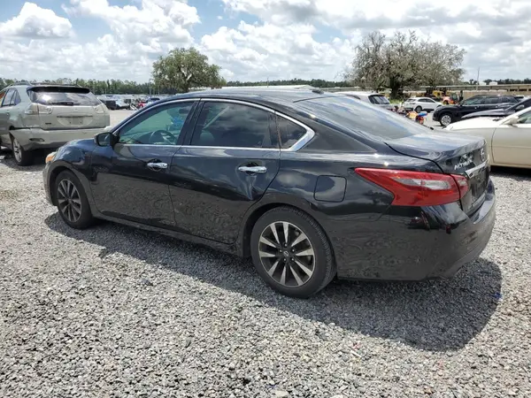 1N4AL3AP8JC123768 2018 NISSAN ALTIMA - Image 2