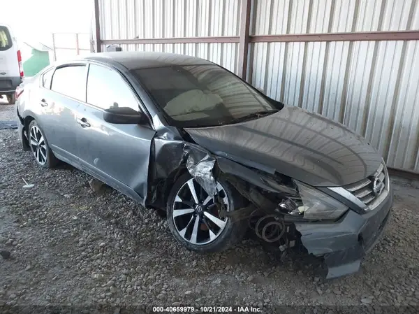 1N4AL3AP8JC127092 2018 NISSAN ALTIMA - Image 1