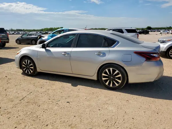 1N4AL3AP8JC128971 2018 NISSAN ALTIMA - Image 2