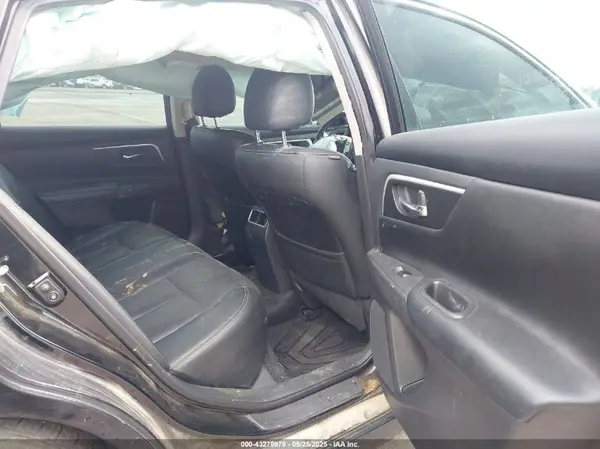 1N4AL3AP8JC129568 2018 NISSAN ALTIMA - Image 8