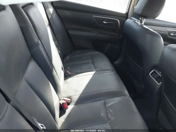 1N4AL3AP8JC130543 2018 NISSAN ALTIMA - Image 8