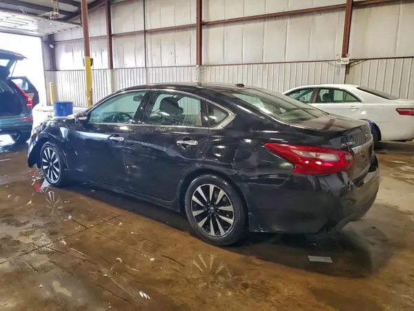 1N4AL3AP8JC133720 2018 NISSAN ALTIMA - Image 2