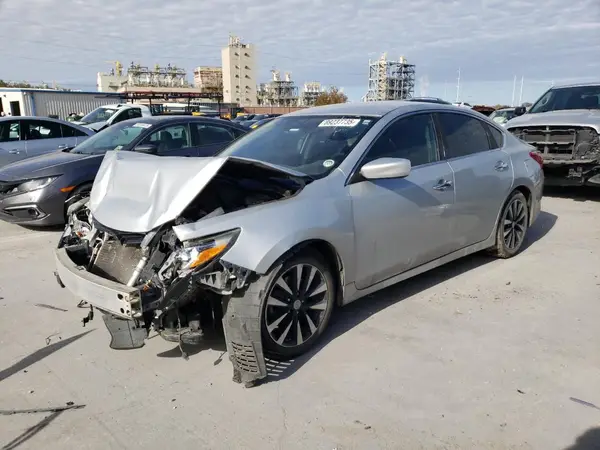 1N4AL3AP8JC134429 2018 NISSAN ALTIMA - Image 1