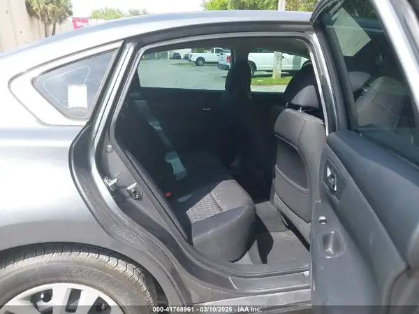 1N4AL3AP8JC135127 2018 NISSAN ALTIMA - Image 8