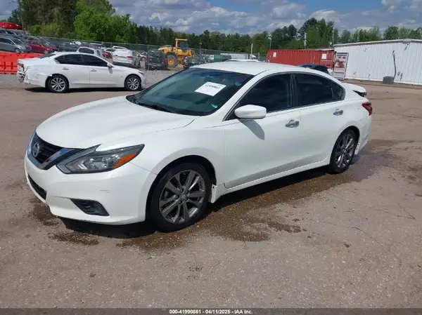 1N4AL3AP8JC140487 2018 NISSAN ALTIMA - Image 2