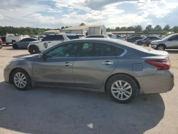 1N4AL3AP8JC141042 2018 NISSAN ALTIMA - Image 2