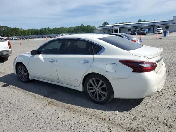 1N4AL3AP8JC142949 2018 NISSAN ALTIMA - Image 2