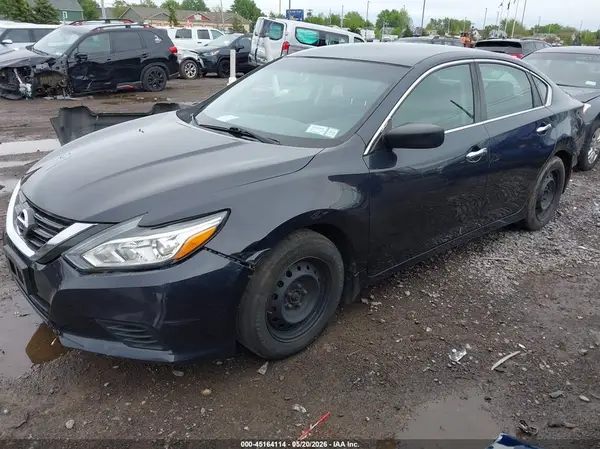1N4AL3AP8JC145169 2018 NISSAN ALTIMA - Image 2