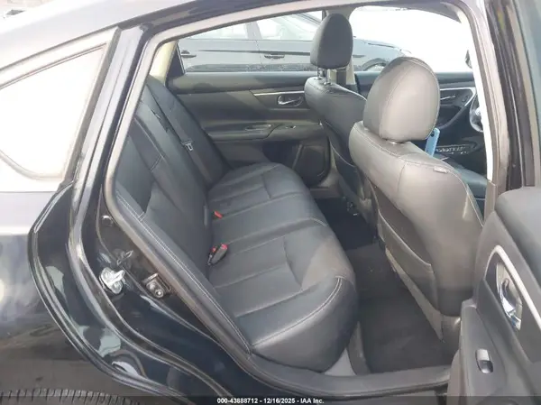 1N4AL3AP8JC145561 2018 NISSAN ALTIMA - Image 8