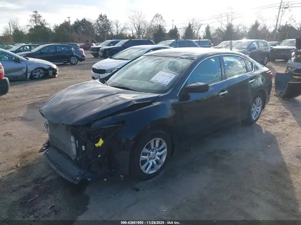 1N4AL3AP8JC145625 2018 NISSAN ALTIMA - Image 2