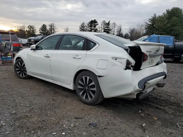 1N4AL3AP8JC146113 2018 NISSAN ALTIMA - Image 2