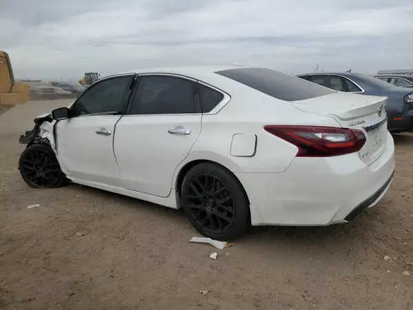 1N4AL3AP8JC146287 2018 NISSAN ALTIMA - Image 2