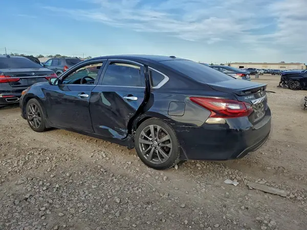 1N4AL3AP8JC151196 2018 NISSAN ALTIMA - Image 2
