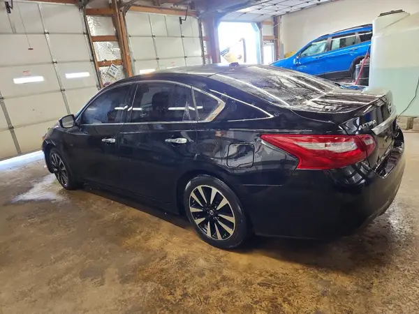 1N4AL3AP8JC151232 2018 NISSAN ALTIMA - Image 2
