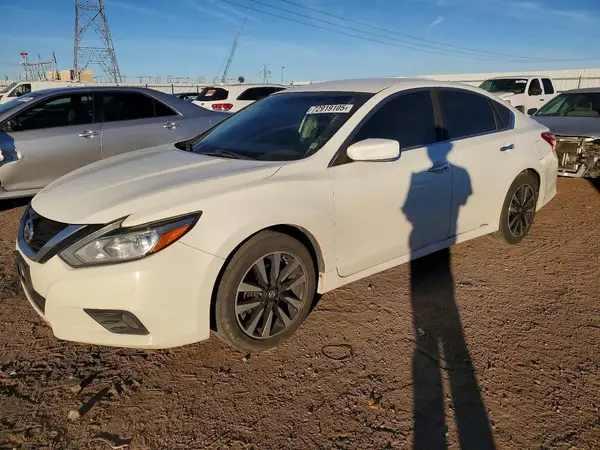 1N4AL3AP8JC157774 2018 NISSAN ALTIMA - Image 1
