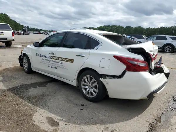 1N4AL3AP8JC157872 2018 NISSAN ALTIMA - Image 2