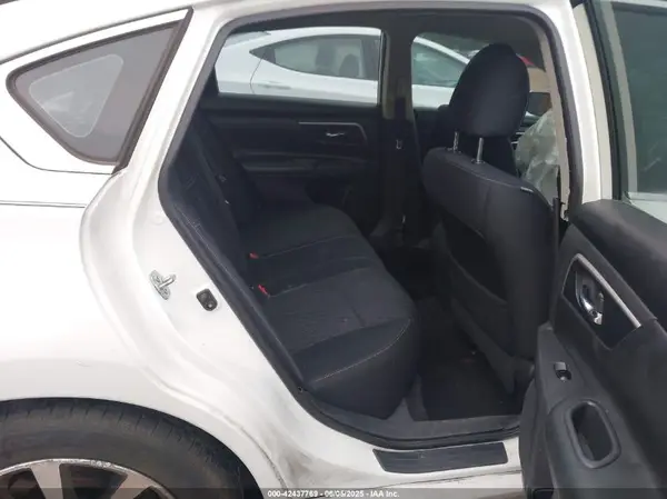 1N4AL3AP8JC158021 2018 NISSAN ALTIMA - Image 8