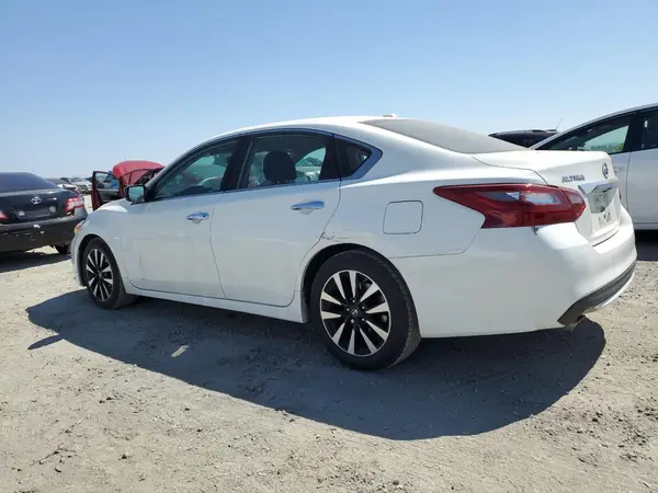 1N4AL3AP8JC163378 2018 NISSAN ALTIMA - Image 2