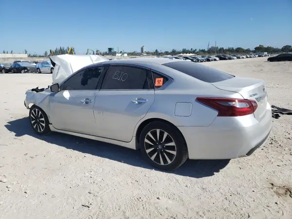 1N4AL3AP8JC163946 2018 NISSAN ALTIMA - Image 2