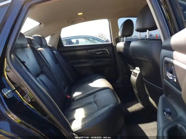 1N4AL3AP8JC164627 2018 NISSAN ALTIMA - Image 8