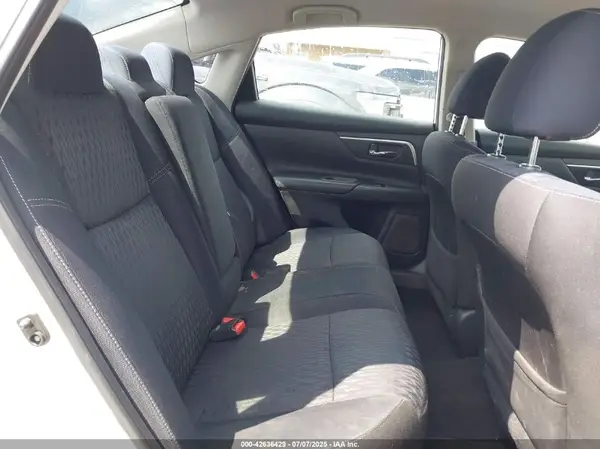 1N4AL3AP8JC165681 2018 NISSAN ALTIMA - Image 8