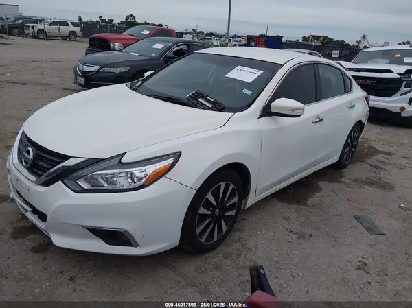1N4AL3AP8JC167155 2018 NISSAN ALTIMA - Image 2