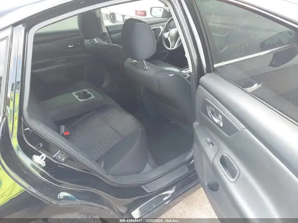 1N4AL3AP8JC168144 2018 NISSAN ALTIMA - Image 8