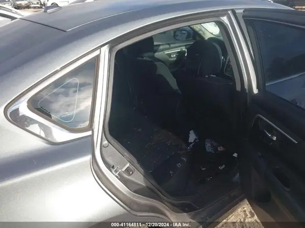1N4AL3AP8JC168371 2018 NISSAN ALTIMA - Image 8